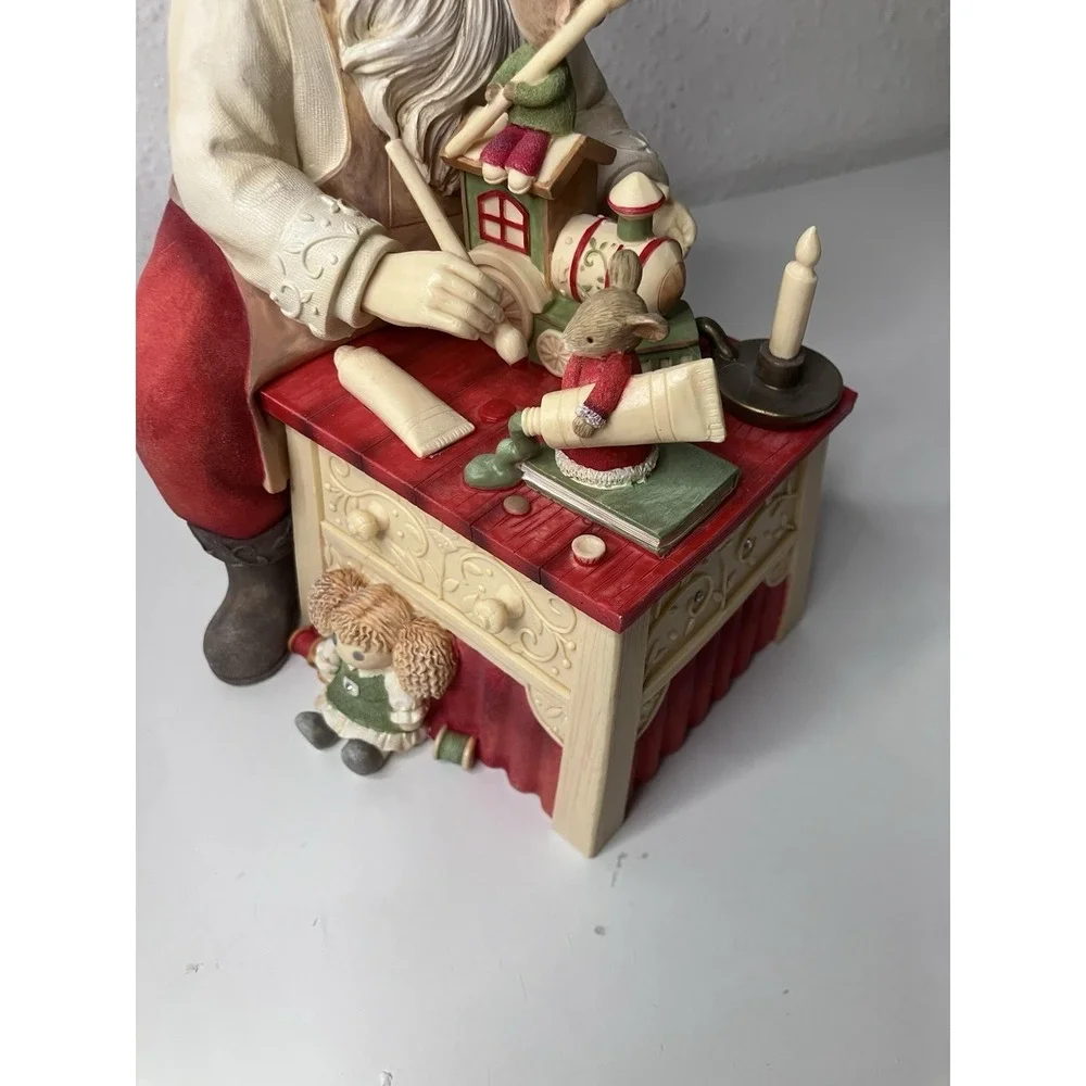 RARE Enesco The Heart Of Christmas Santa Finishing Touches 6001374 Retired